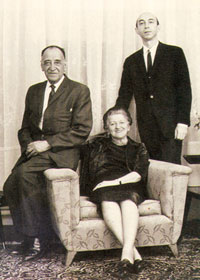 Lotfi Zadeh with his parents, mother Feyga, father Rahim, 1970