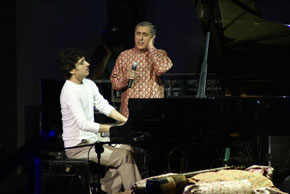 Alim Qasimov and Shahin Novrasli in Baku’s Green Theatre, September, 2007