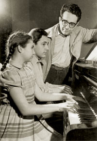 Qara Qarayev with his daughter Zuleykha and son Faraj