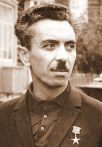 Farman Salmanov (1931 – 2007)