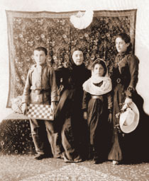 The Zardabi family