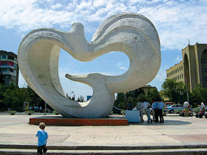 The Dove monument - a symbol of peace - by v. Nezirov and A. guliyev. 1978
