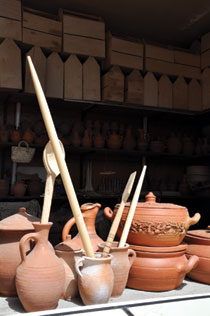 Traditional handicraft wares