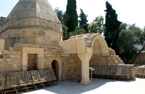 Dervish tomb and remnants of the Key Qubad Mosque