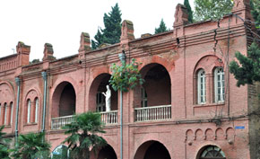 Shah Abbas Palace