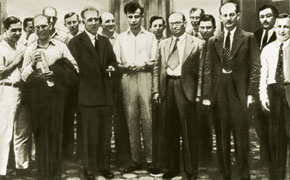 Lev Landau with the participants of the Conference on Theoretical Physics, Kharkov, Ukraine, 1934