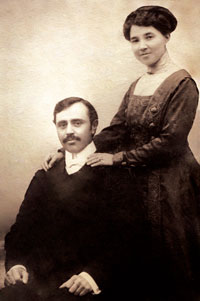 Uzeyir Hajibeyov with his wife Meleyke khanum