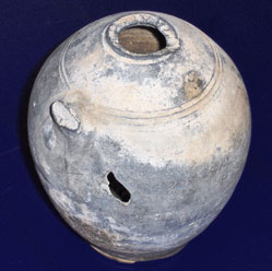One-handled clay water jug (2nd -3rd centuries AD)