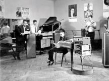 Rehearsing with Rashid Behbudov (leaning on the speaker) - Rovshan at the piano