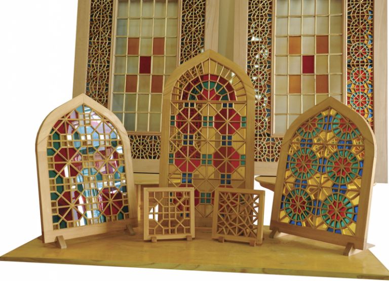 Shebeke, the multicoloured glass mosaics pieced together without nails or glue