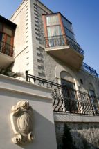 The restored Villa Petrolea